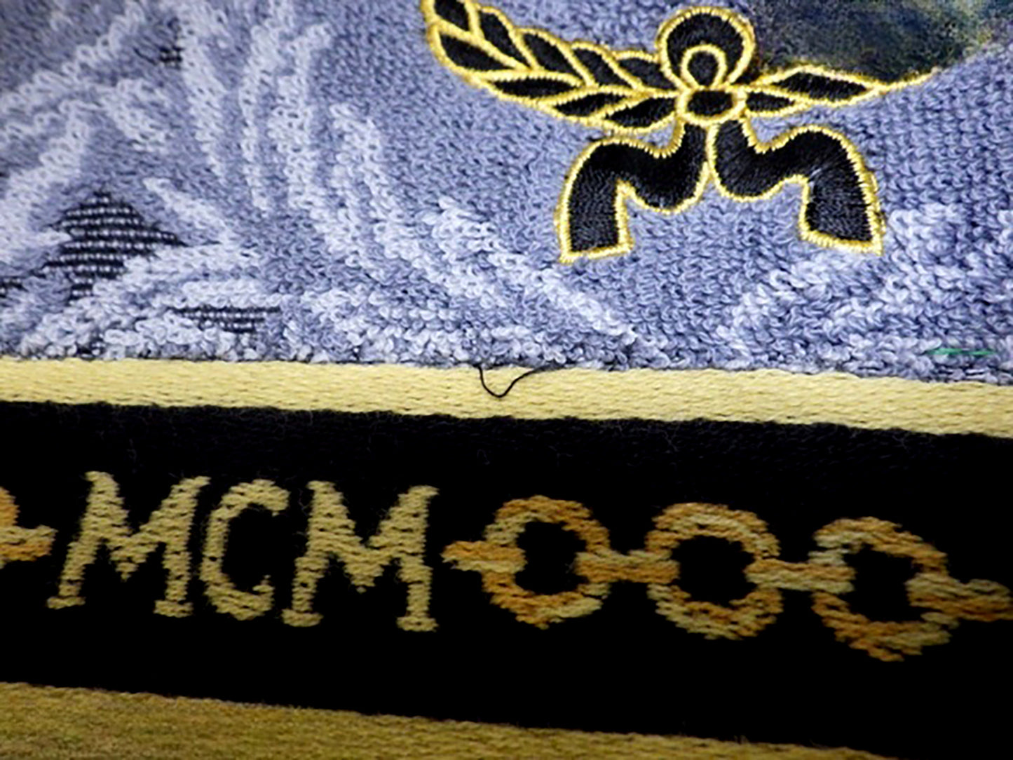 #1471 MCM Vintage 100% Cotton Bath Towel