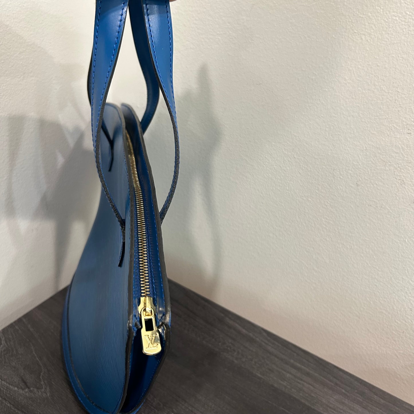 #210 LOUIS VUITTON Epi Saint Jacques PM