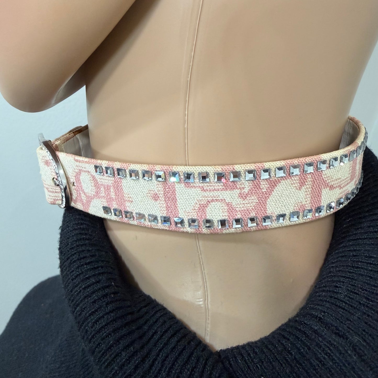 8845 CHRISTIAN DIOR Pink Diorissimo Embellished Choker MSRP $580