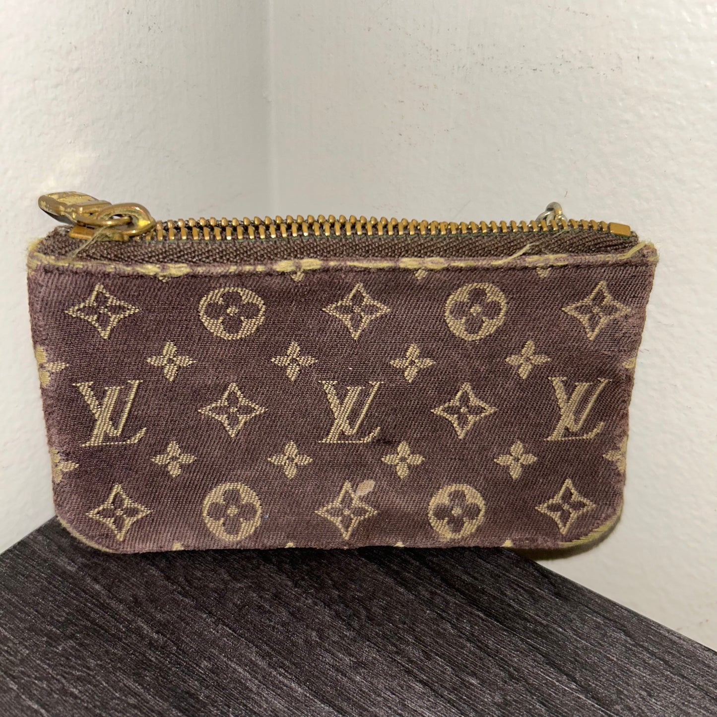 SOLD! Louis Vuitton Mini Lin Coin Purse