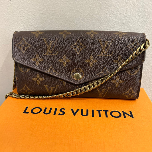 Louis Vuitton Wallet w/ Chain