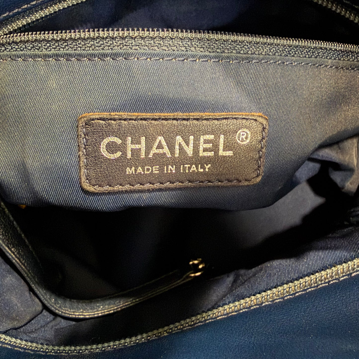 8894 CHANEL Quilted Navy Biarritz Tote