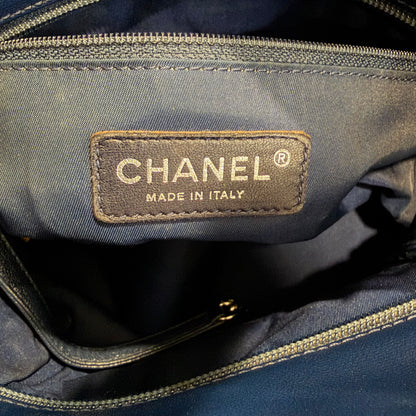 8894 CHANEL Quilted Navy Biarritz Tote