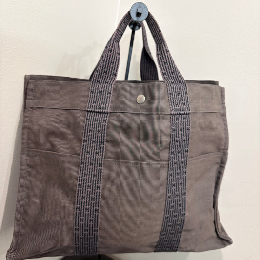 #3220 HERMES TOTE MYSTERY BUNDLE (3 or more items)
