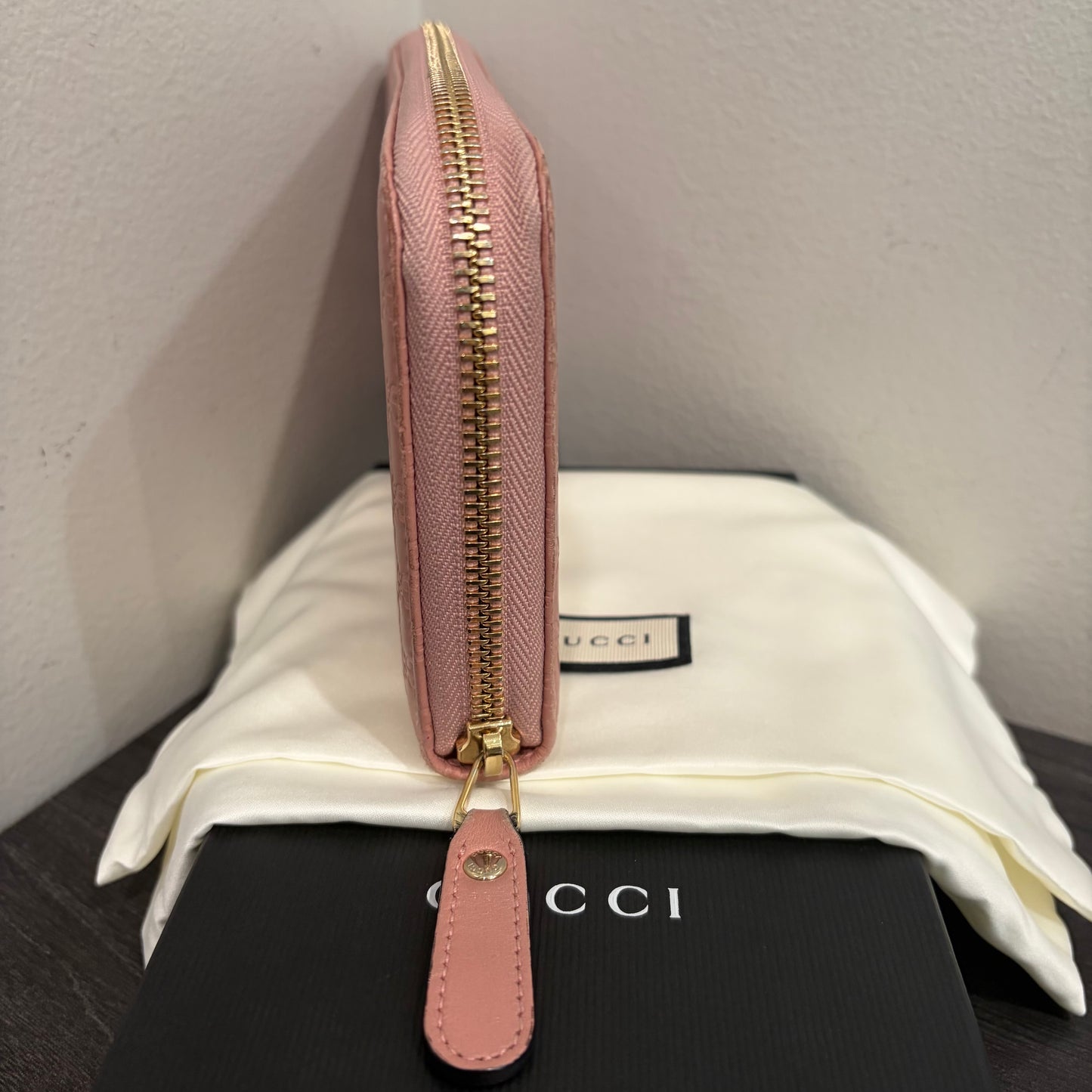 #1101-18 GUCCI Pink Guccissima Zip Wallet