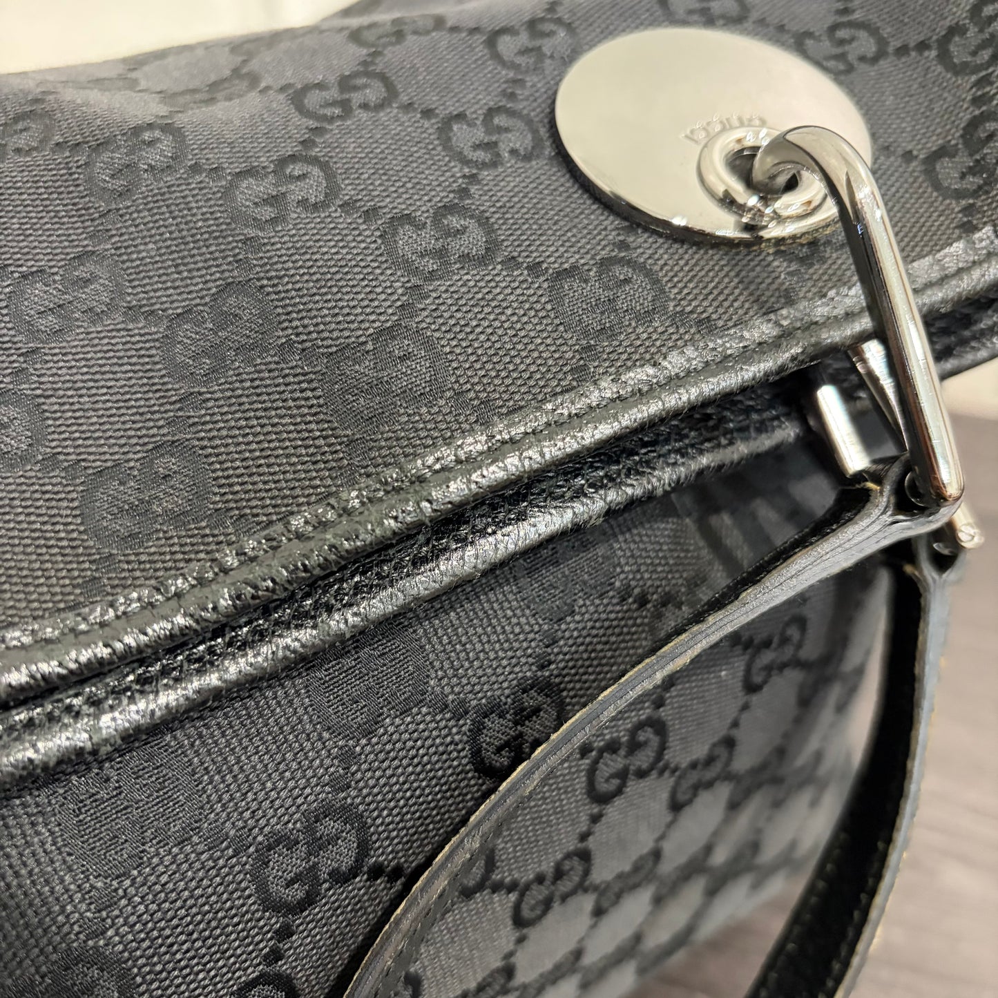 #8256 GUCCI Black GG Canvas Eclipse Tote