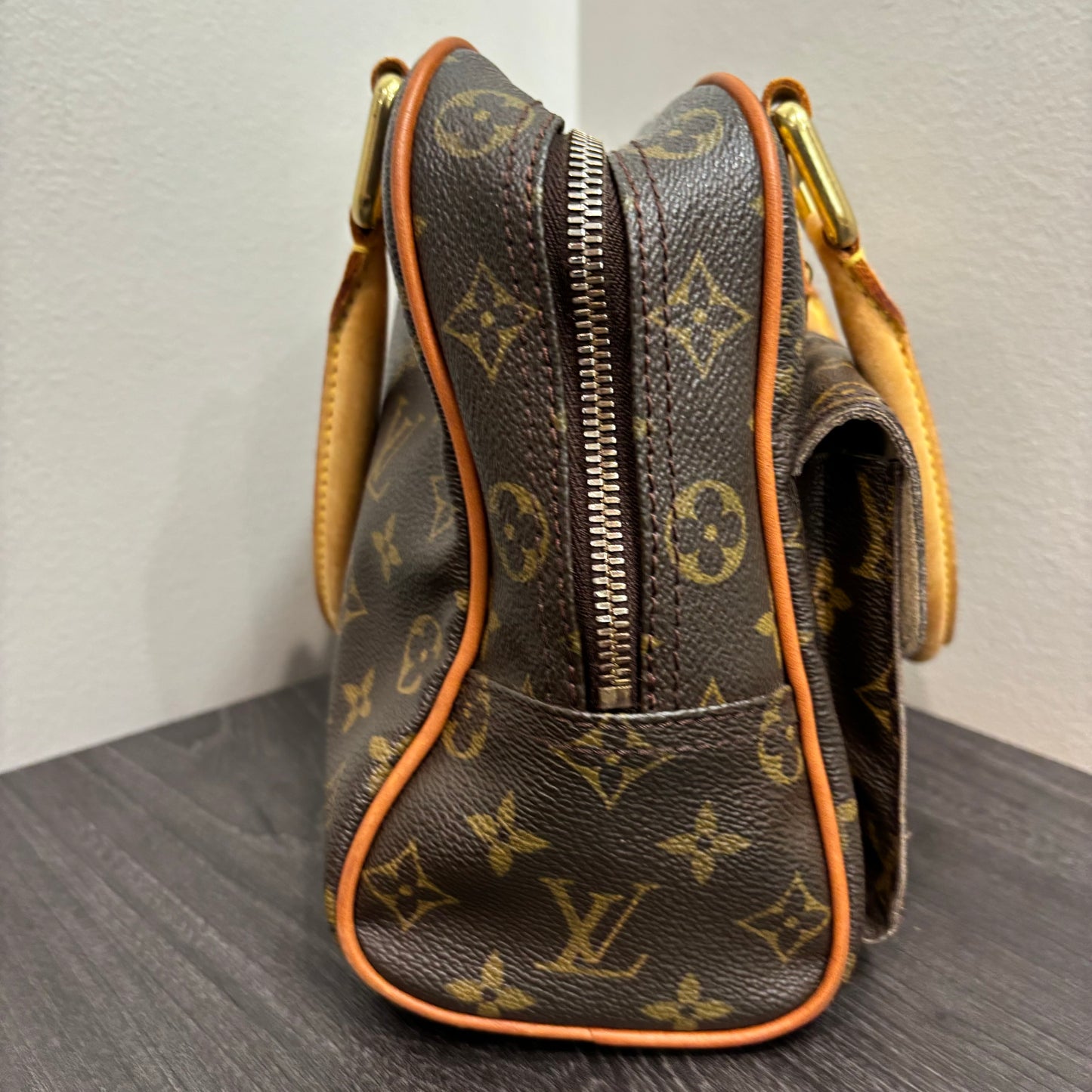 24 HOUR FLASH SALE #307 LOUIS VUITTON Manhattan PM