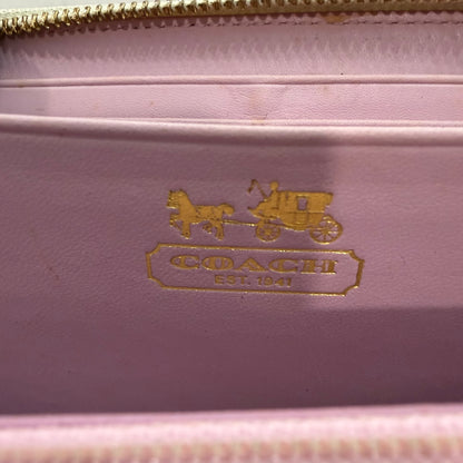 1215-08 COACH Zip Wallet