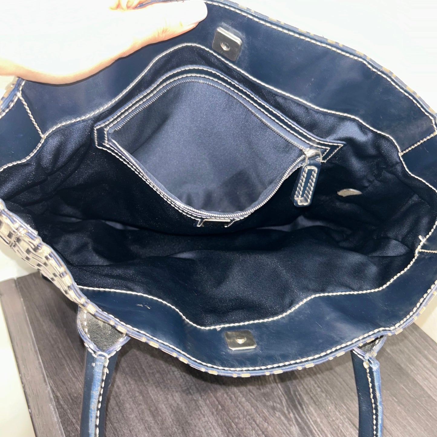 #415 FENDI Tote