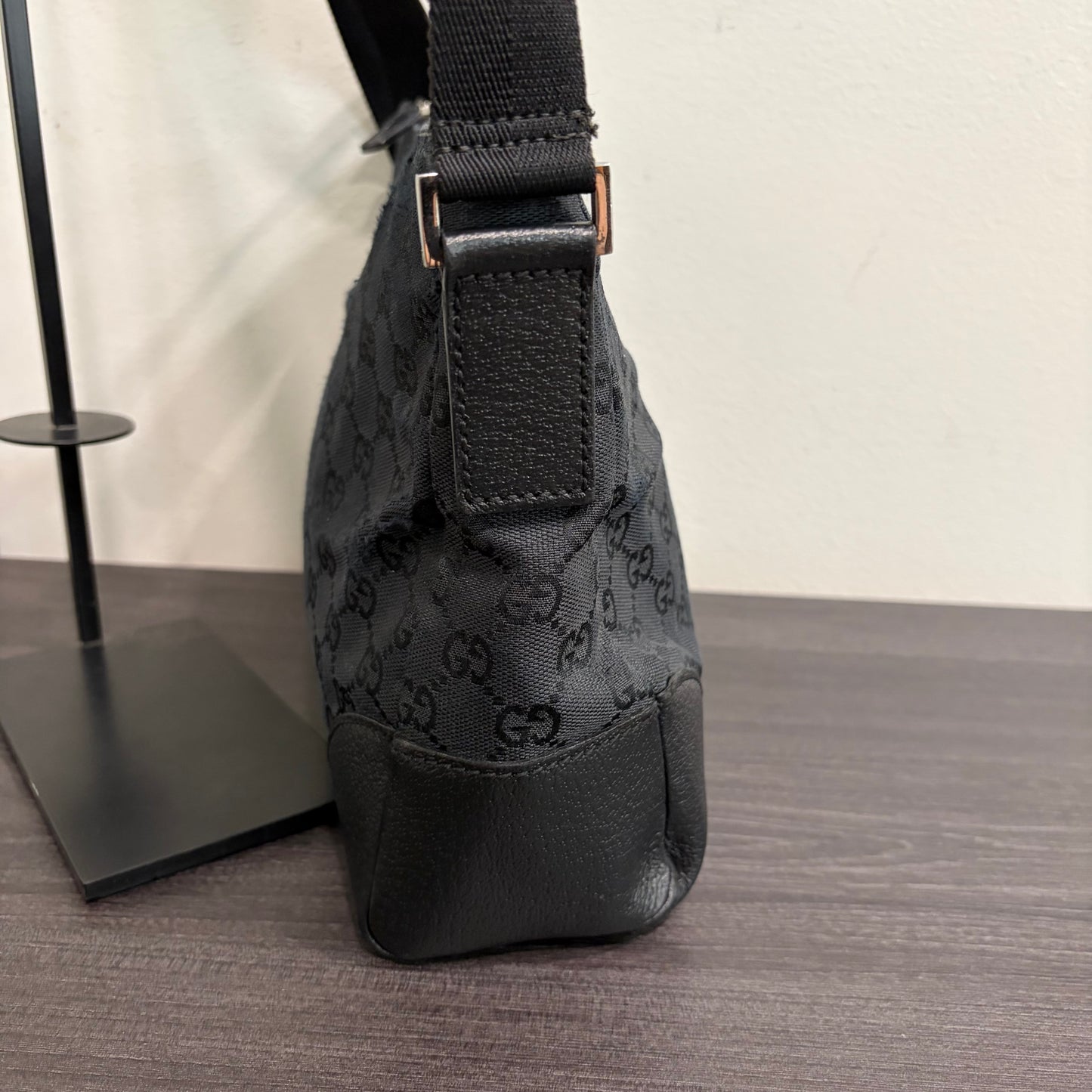 #3231 GUCCI Black Canvas Shoulder Bag