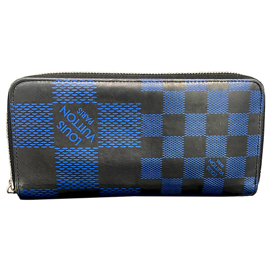 SOLD! Louis Vuitton Damier Infini Zip Wallet