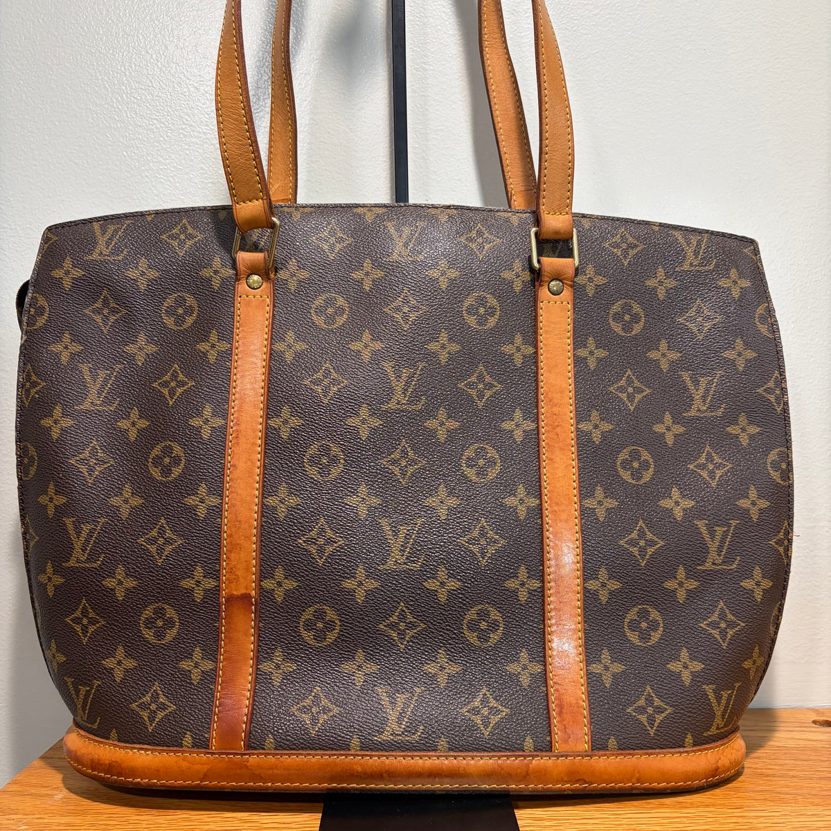 #109 LOUIS VUITTON Babylone Tote