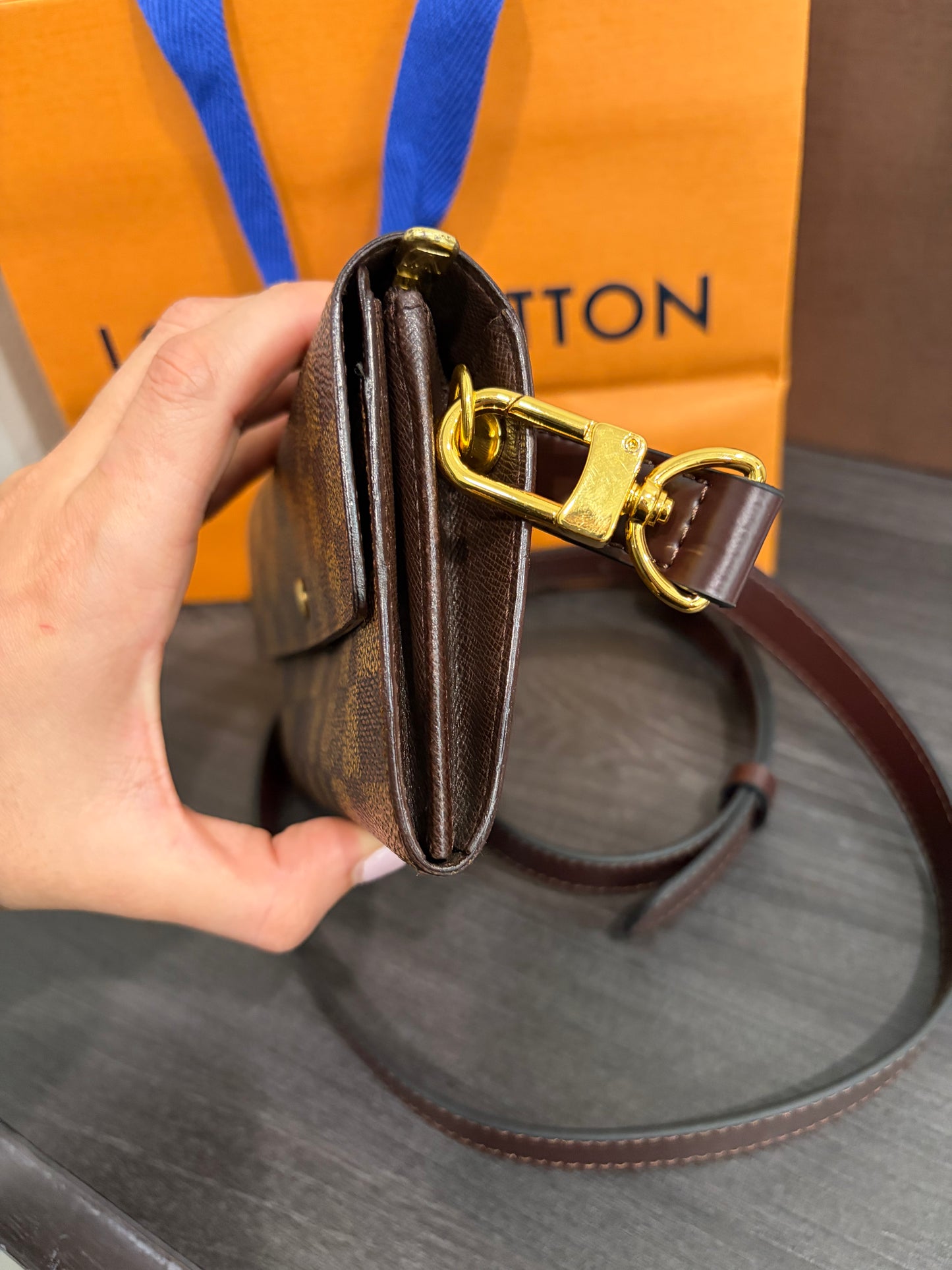 #1101-04 LOUIS VUITTON Damier Ebene Wallet with Removable Strap