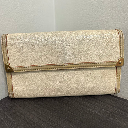 SOLD! Louis Vuitton Wallet