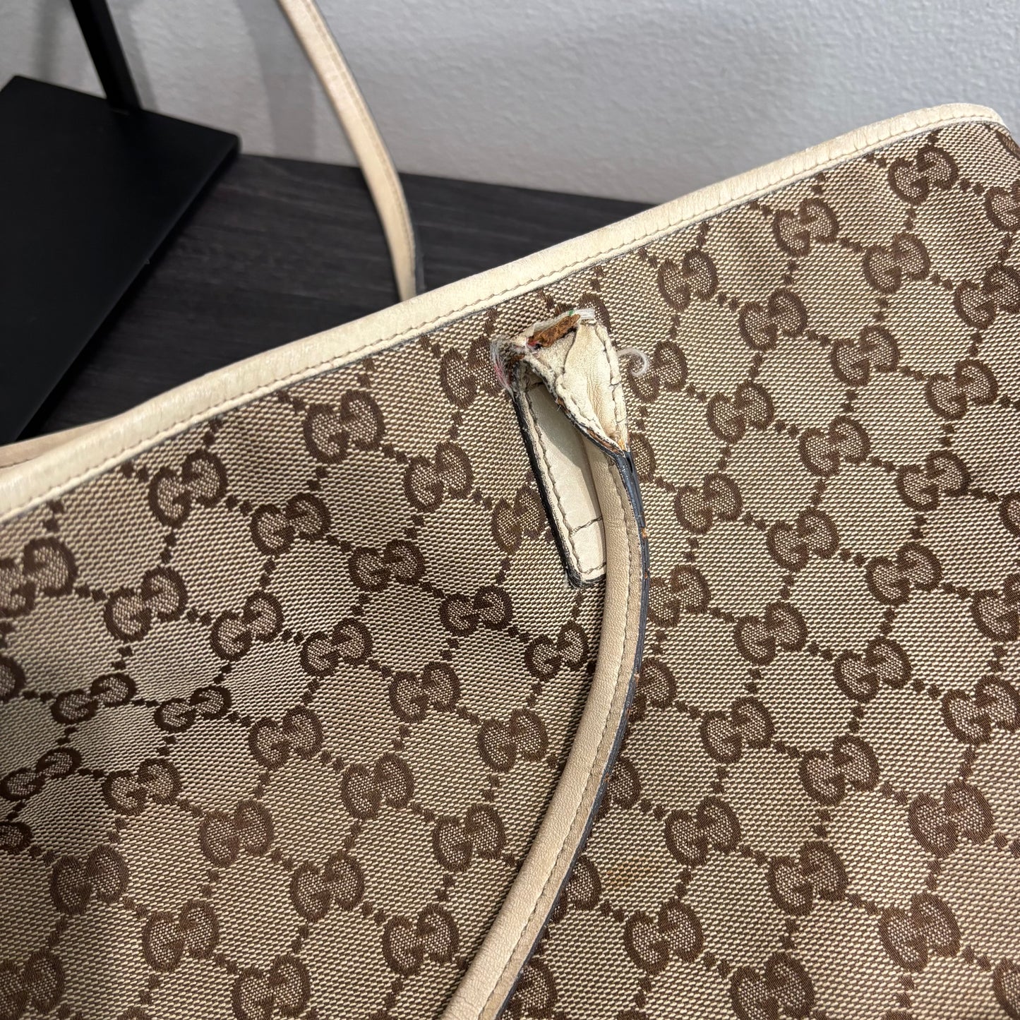 8879 GUCCI Brown Canvas Tote