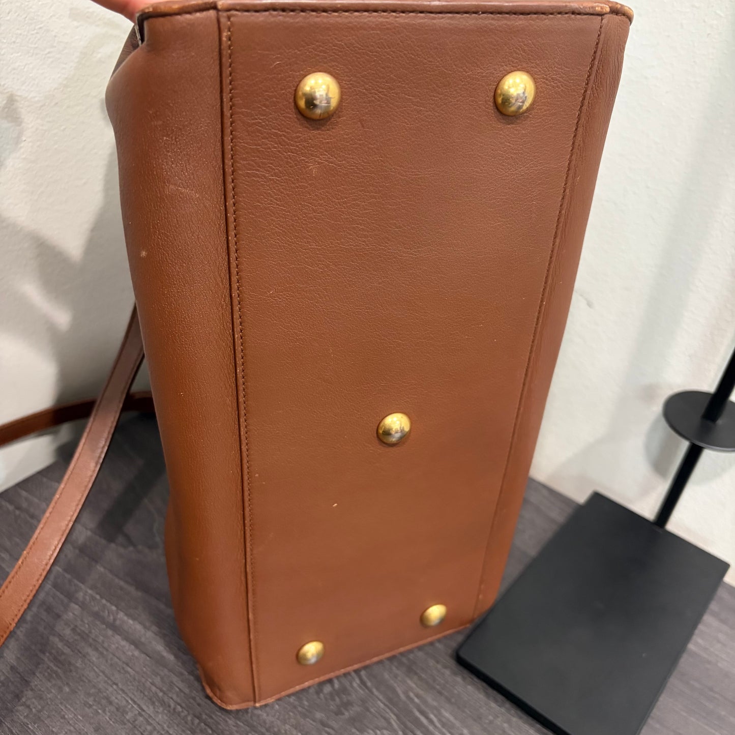 8905 Saint Laurent Brown Leather Classic Y Bag