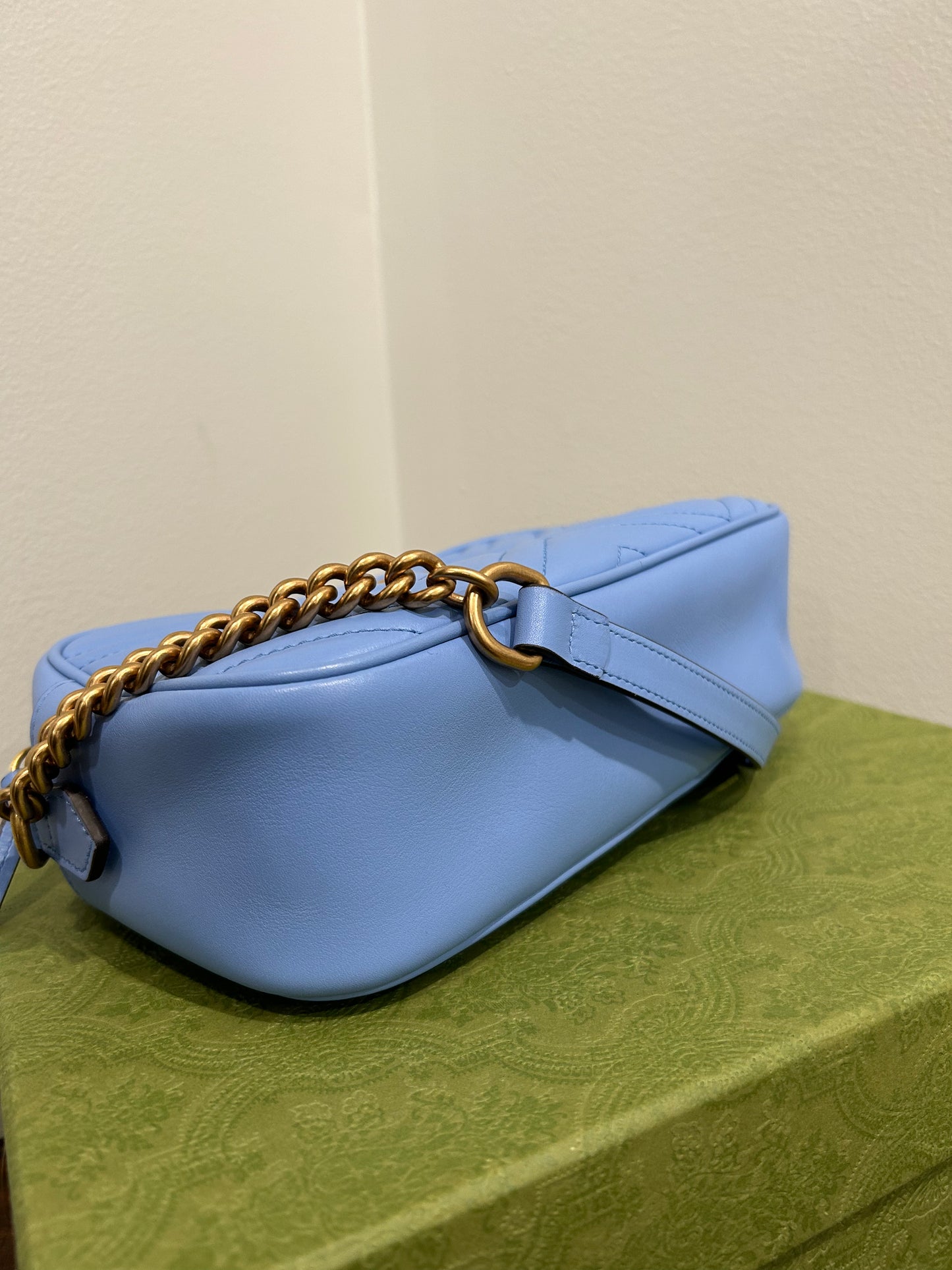 NEW GUCCI GG MARMONT SMALL SHOULDER BAG