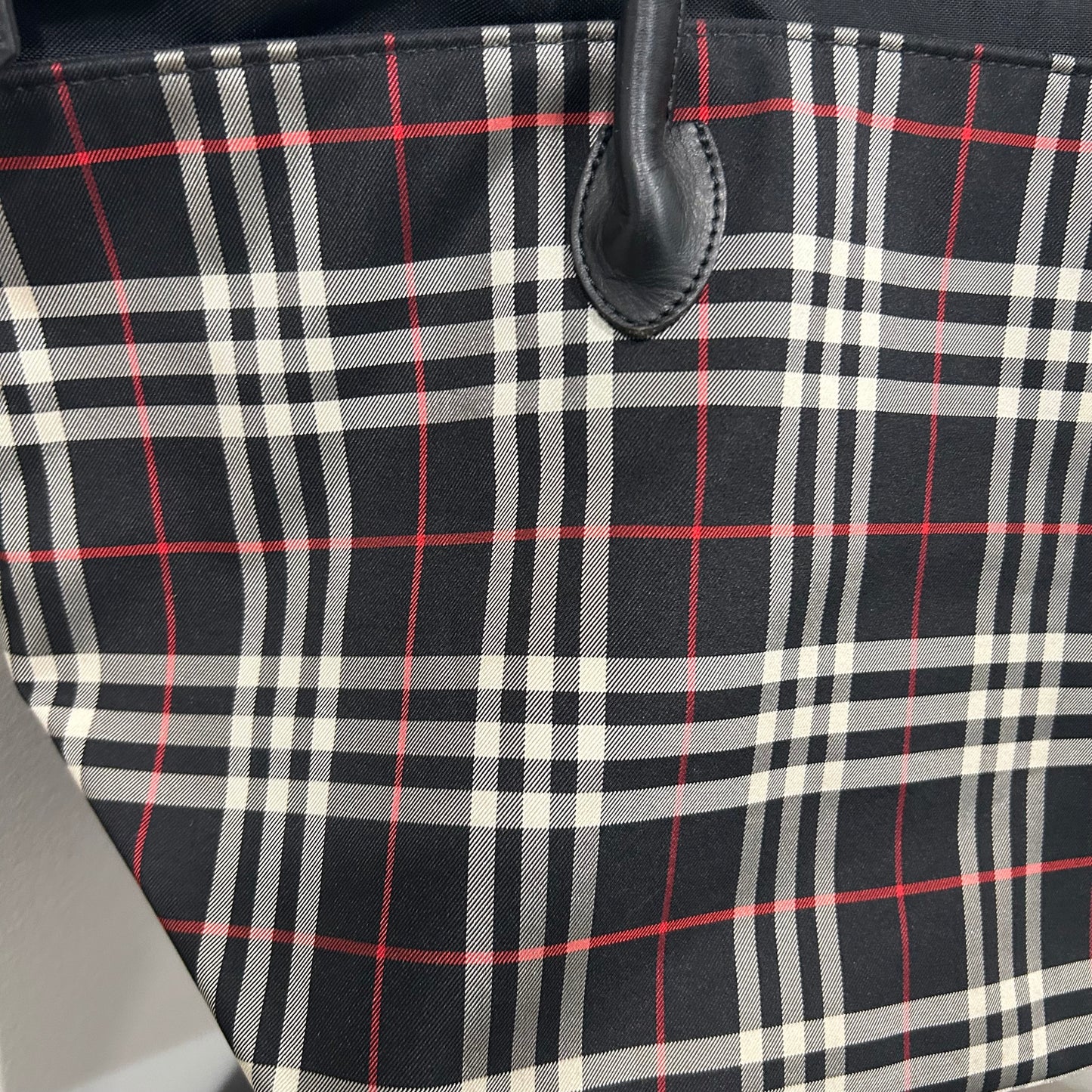 1015 BURBERRY Black Tote