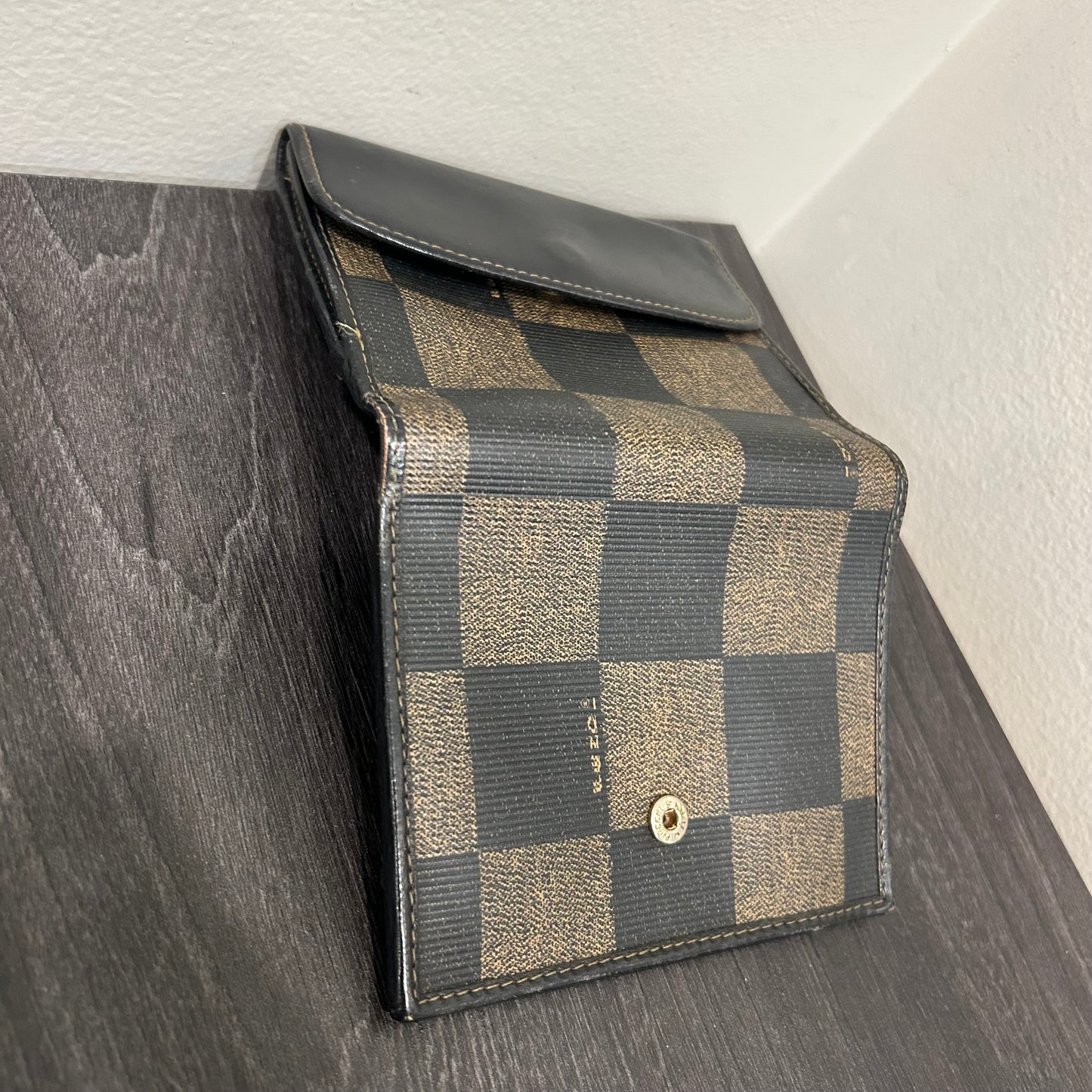 1054 FENDI Wallet