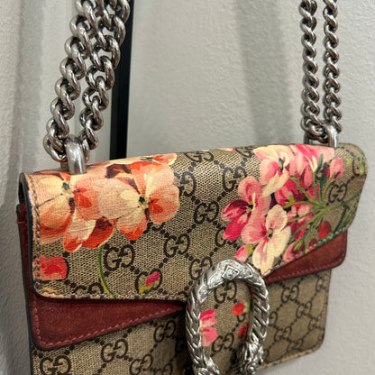 1081 GUCCI Blooms Dionysus Mini MSRP $2700