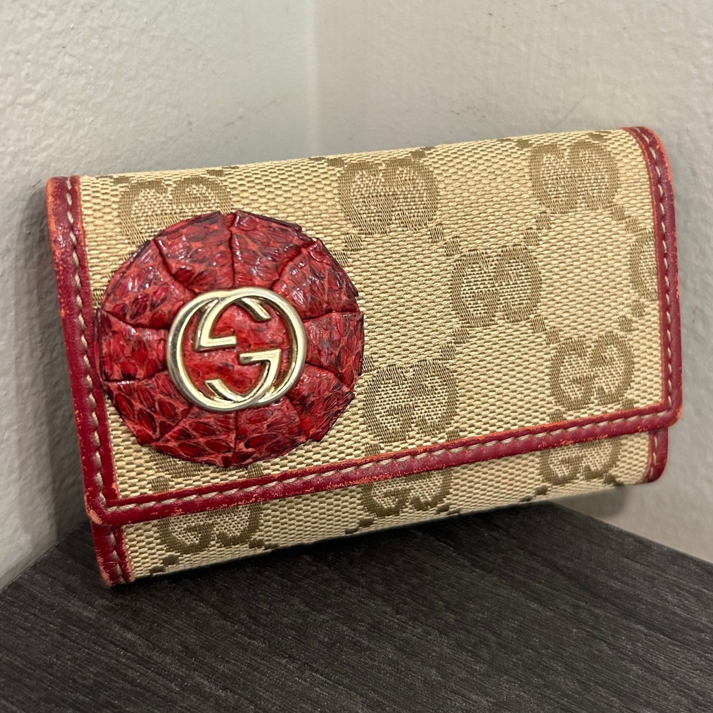 #186 GUCCI Canvas Key Case