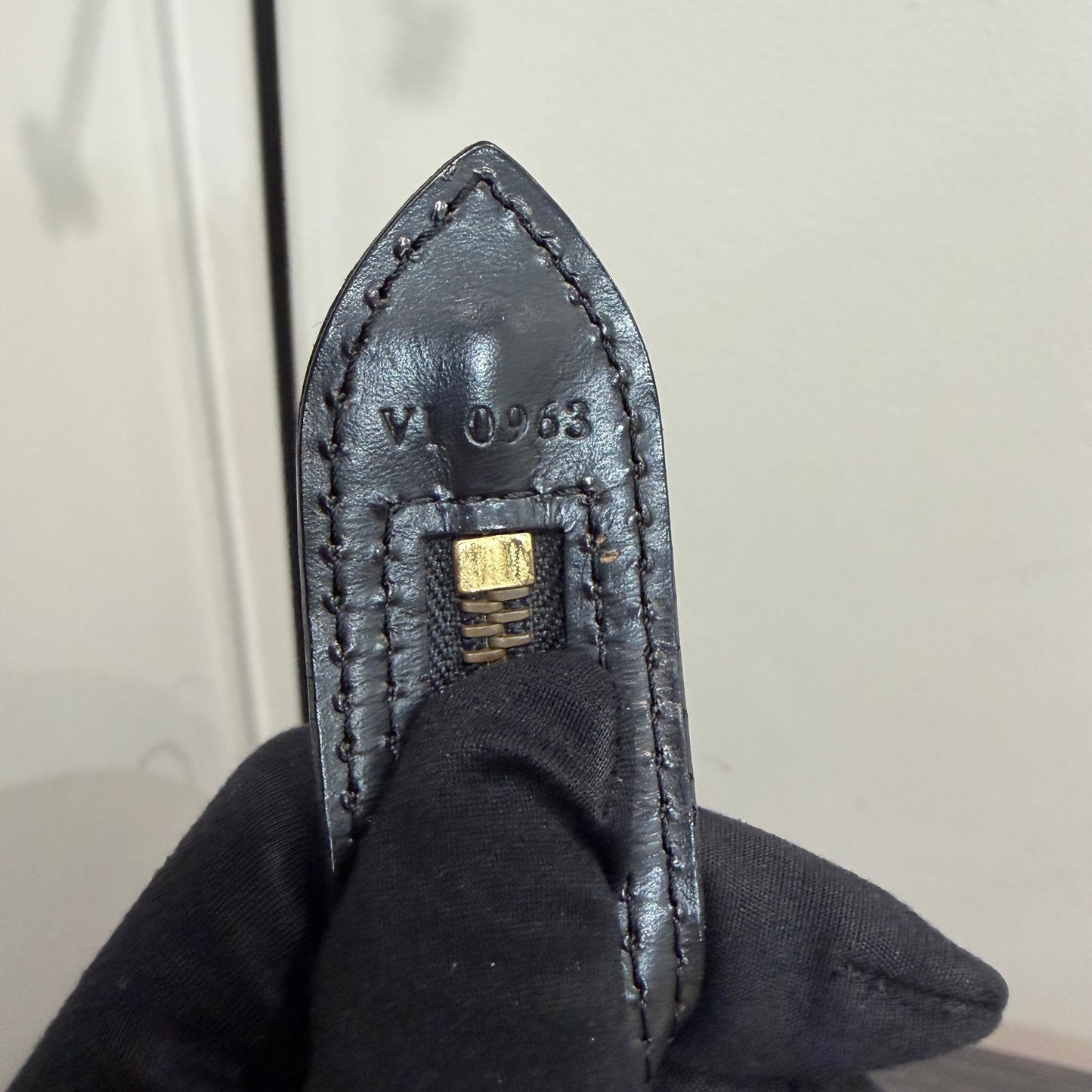 #8227 LOUIS VUITTON Epi Leather St Jacques GM