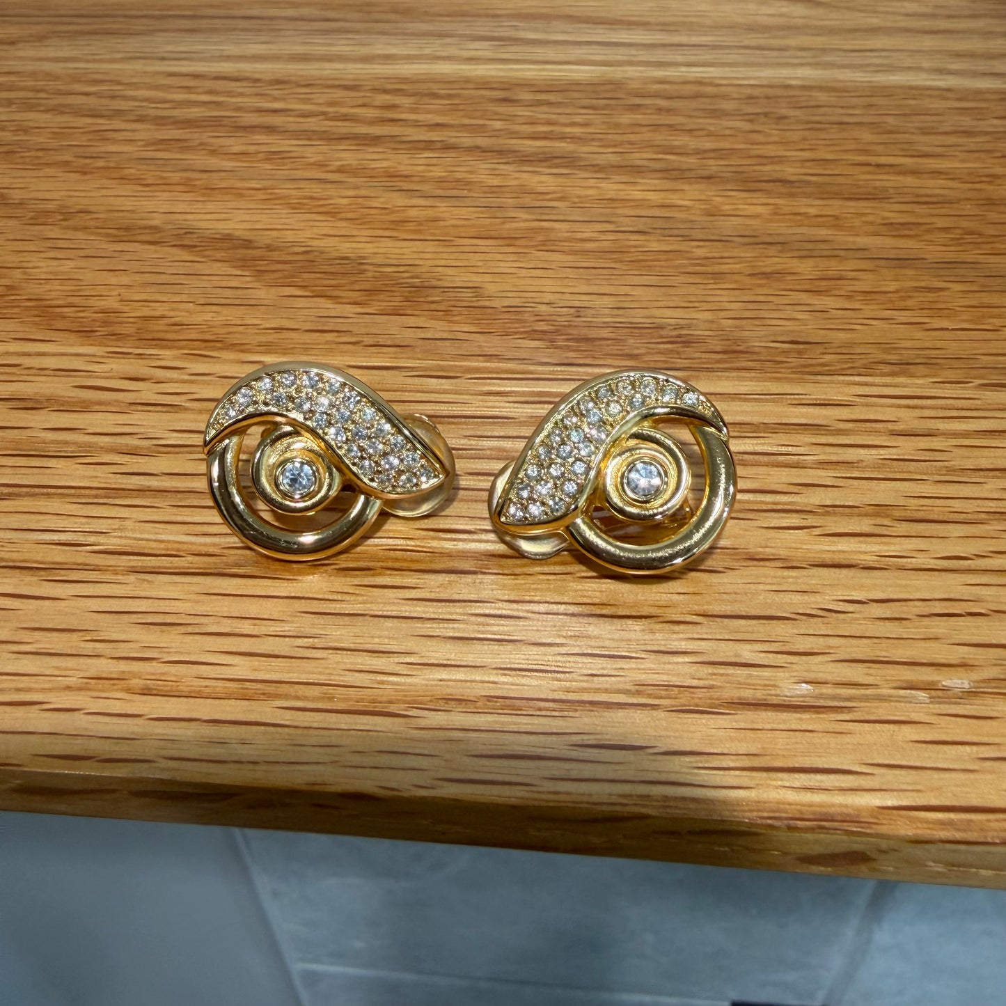 #3226 CHRISTIAN DIOR Earrings