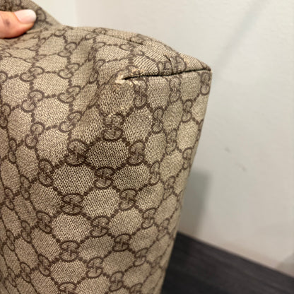 8915 GUCCI GG Tote