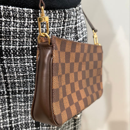 #8206 LOUIS VUITTON Damier Crossbody