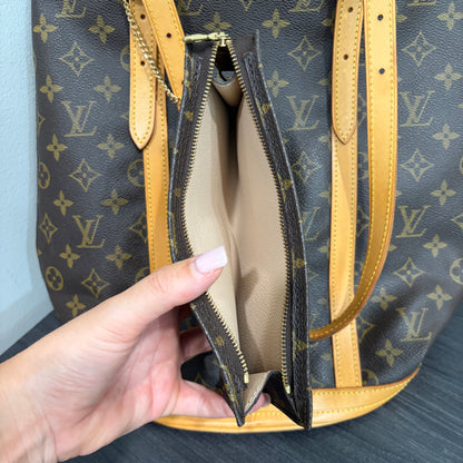 #1108 LOUIS VUITTON Monogram Bucket GM
