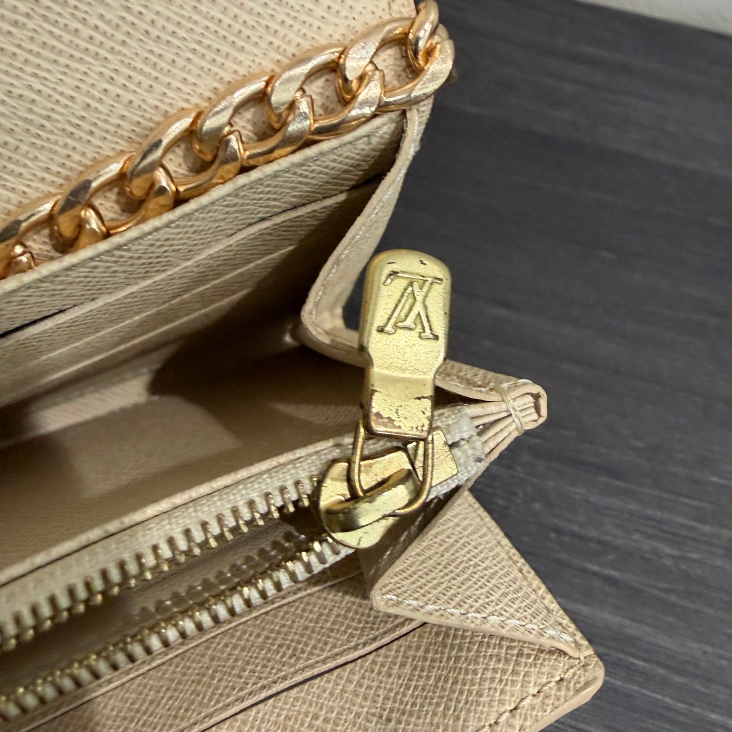 BF-02 LOUIS VUITTON Damier Azur Wallet