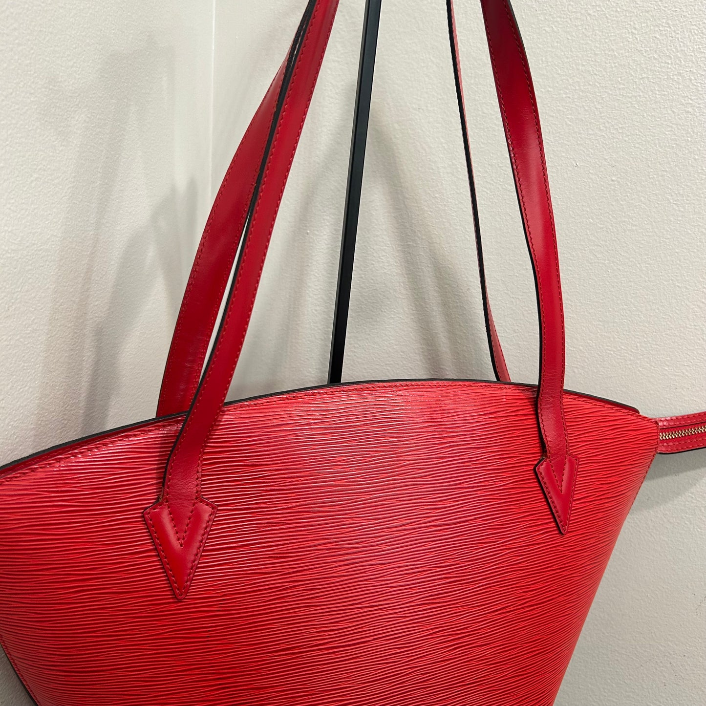 1065 LOUIS VUITTON Saint Jacques GM