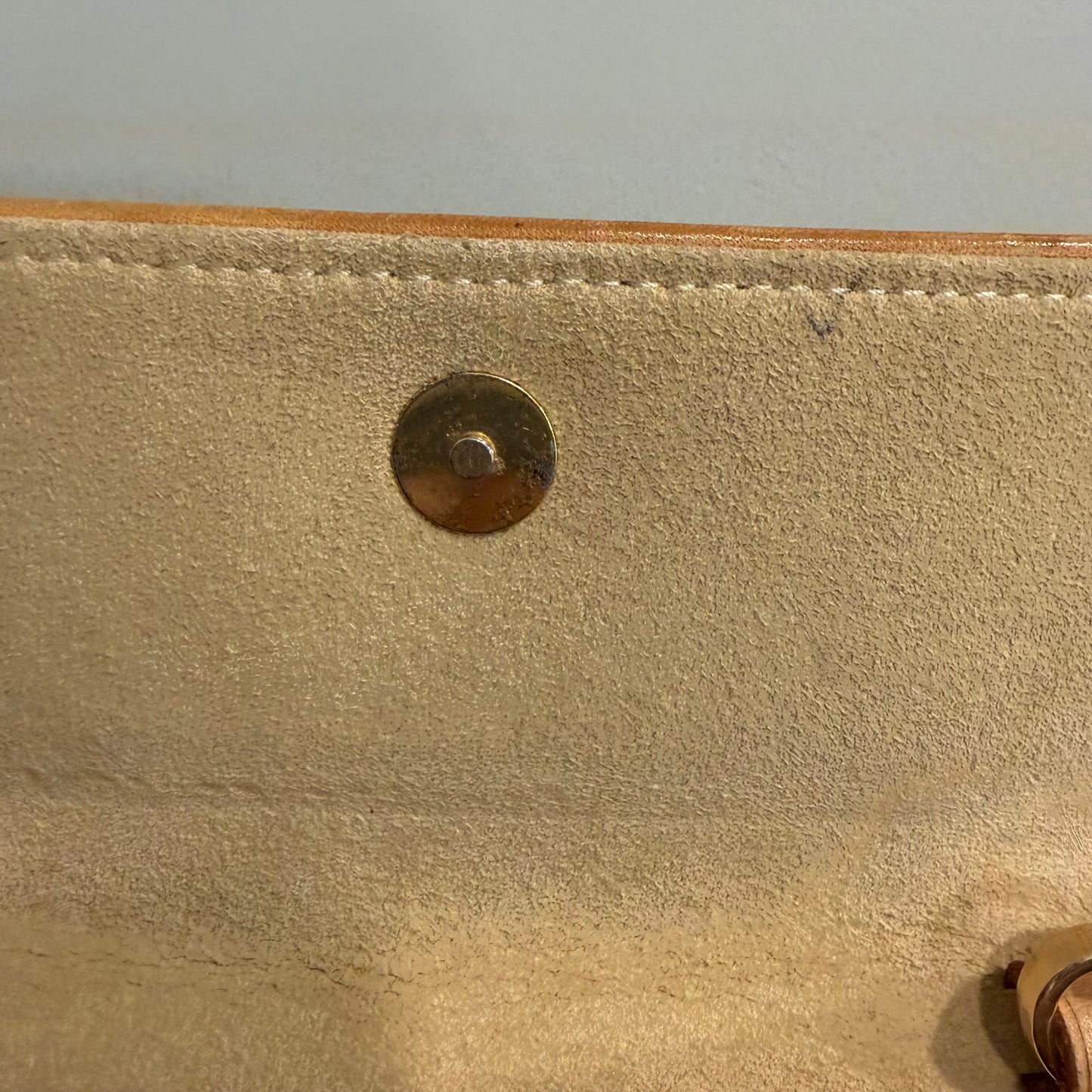 #3214 LOUIS VUITTON Monogram Pochette