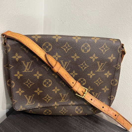 #317 LOUIS VUITTON MUSETTE TANGO