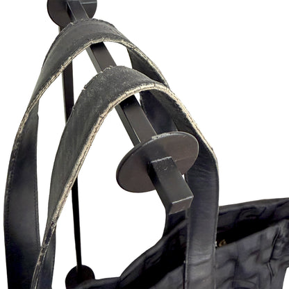 1215-01 CHANEL Black Ligne Tote