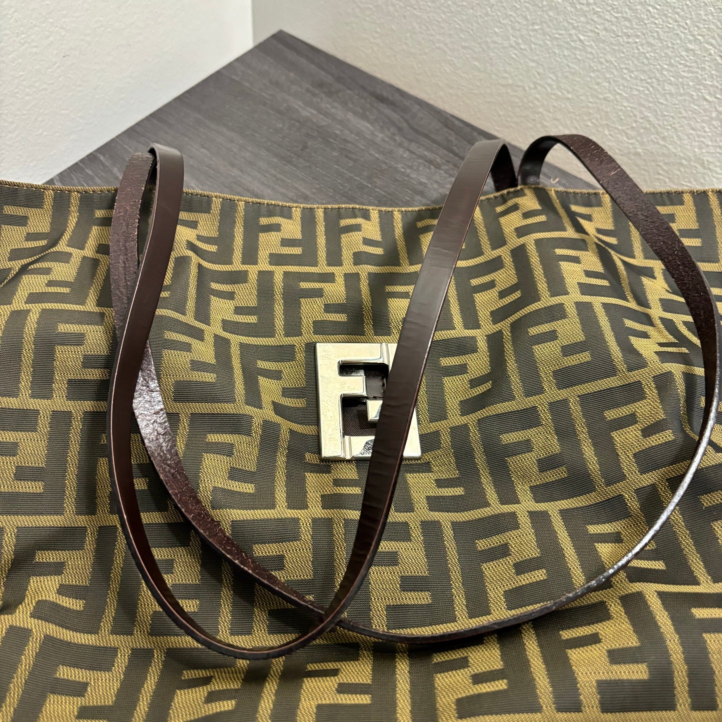 #241 FENDI Tote
