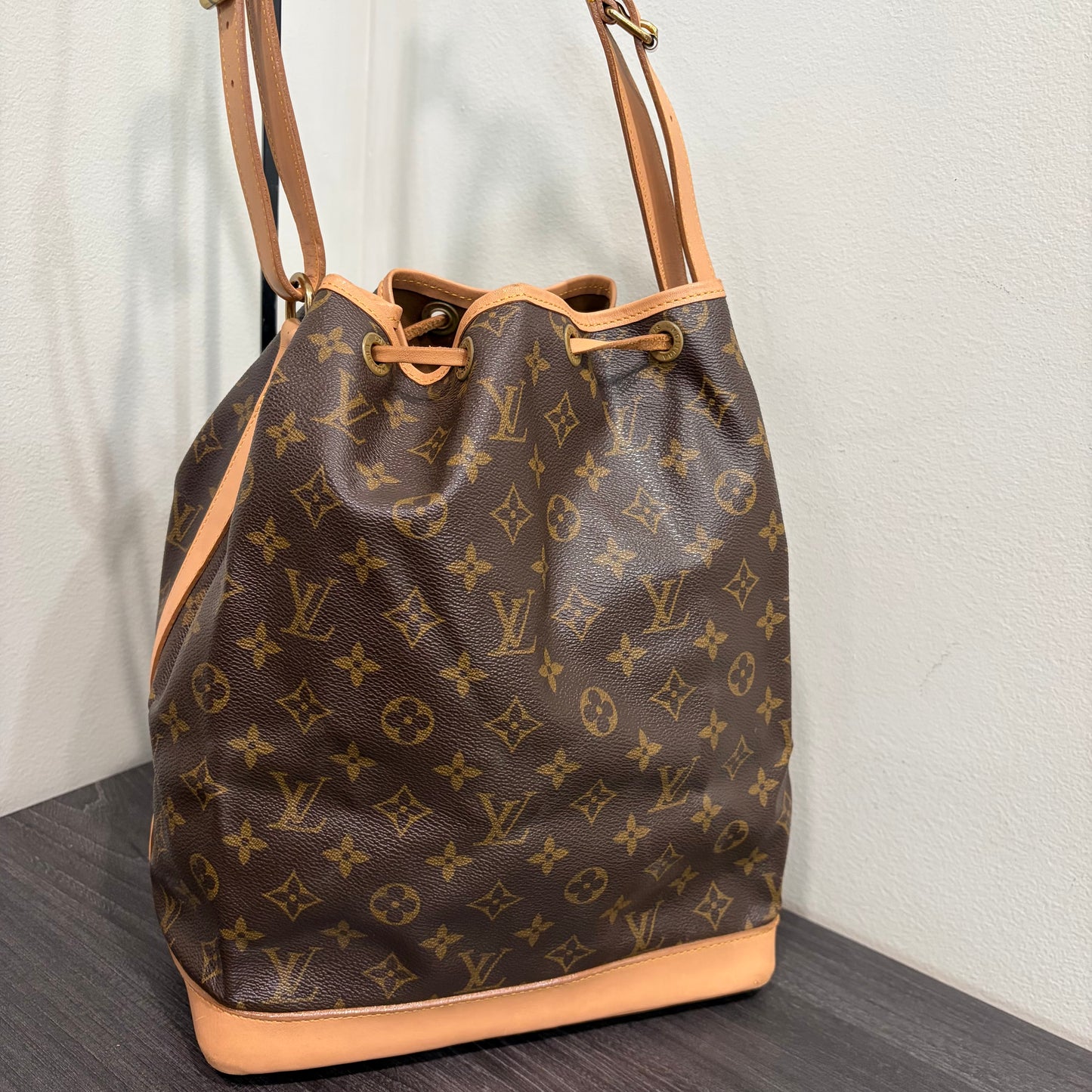 #3219 LOUIS VUITTON Monogram Noe