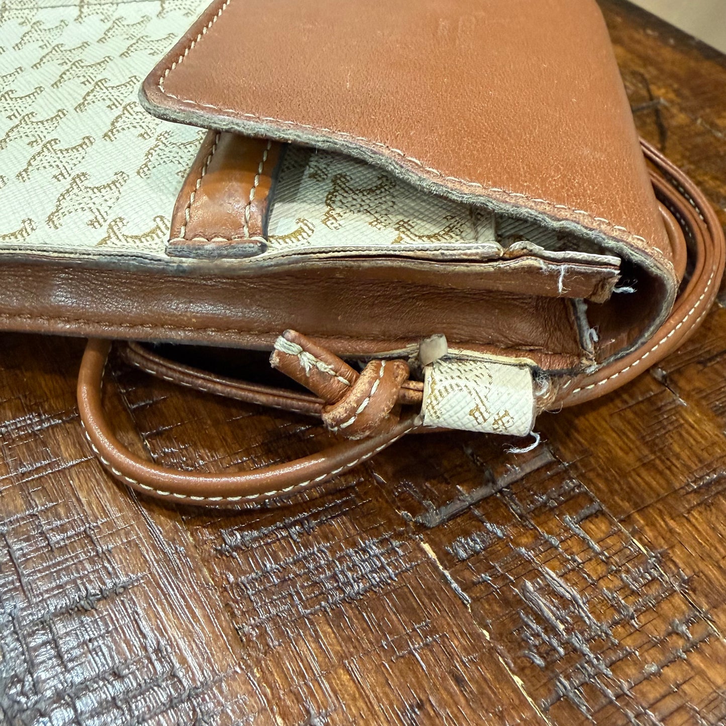 #1119 CELINE Triomphe Phone & Card Crossbody