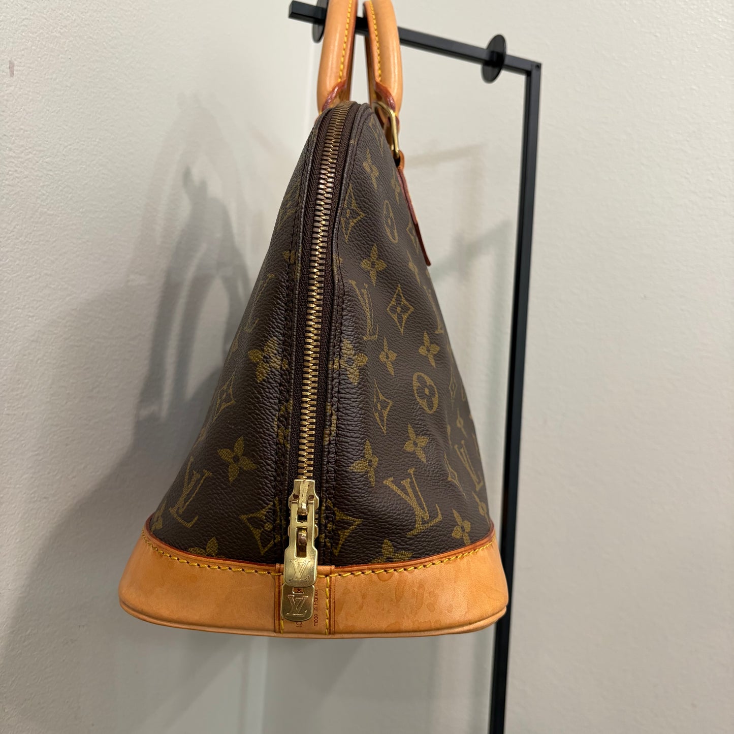 #1110 LOUIS VUITTON Alma PM