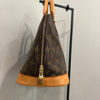 #1110 LOUIS VUITTON Alma PM