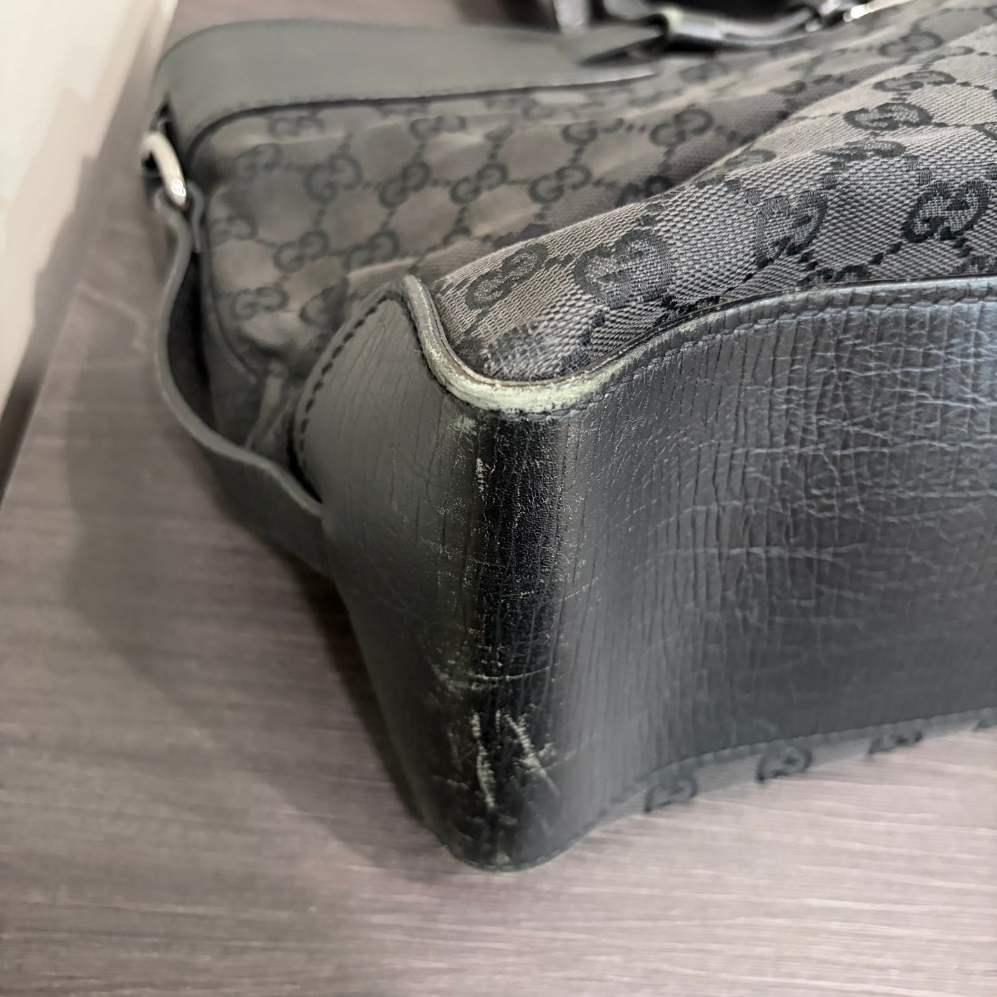 8860 GUCCI Black Canvas Handbag