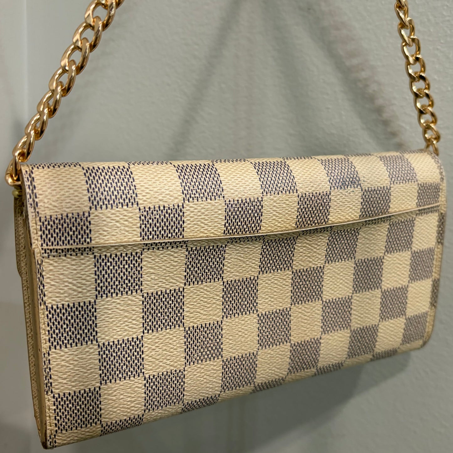 BF-02 LOUIS VUITTON Damier Azur Wallet