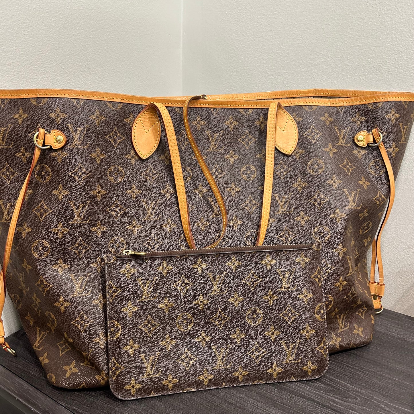 Louis Vuitton Monogram Neverfull GM w/ Pouch