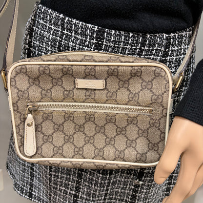 #8203 GUCCI Brown Canvas Crossbody