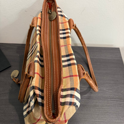 8809 BURBERRY Check Canvas Shoulder Tote