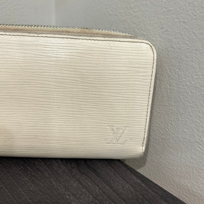 SOLD! Louis Vuitton Epi Zip Wallet
