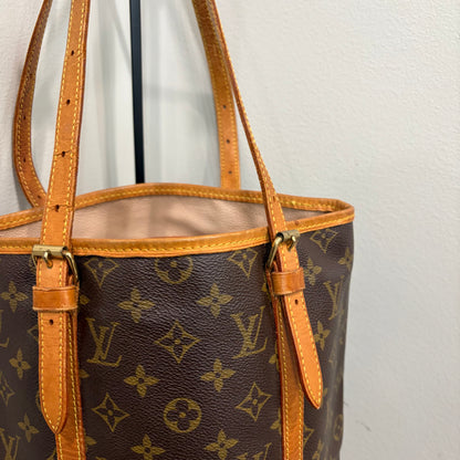 #8202 LOUIS VUITTON Monogram Bucket GM