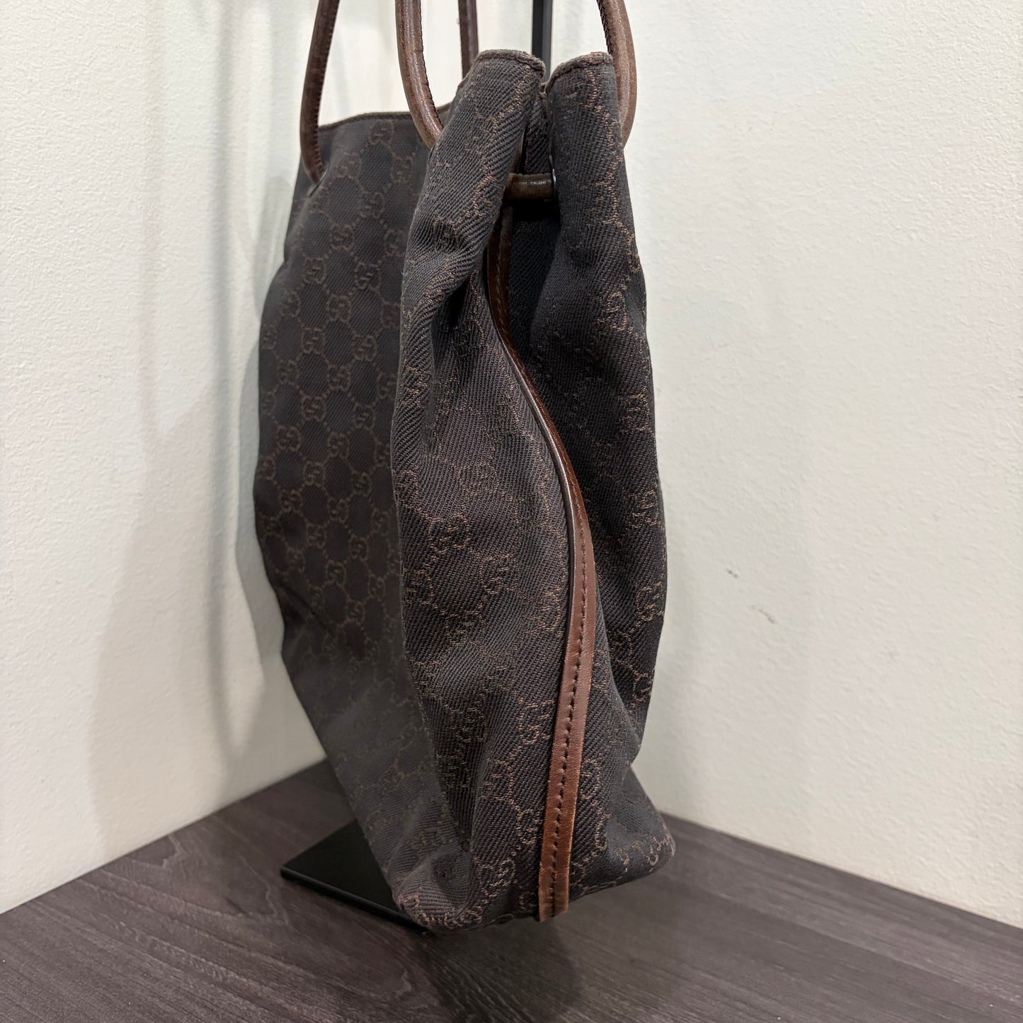 #8274 GUCCI Brown GG Shoulder Bag