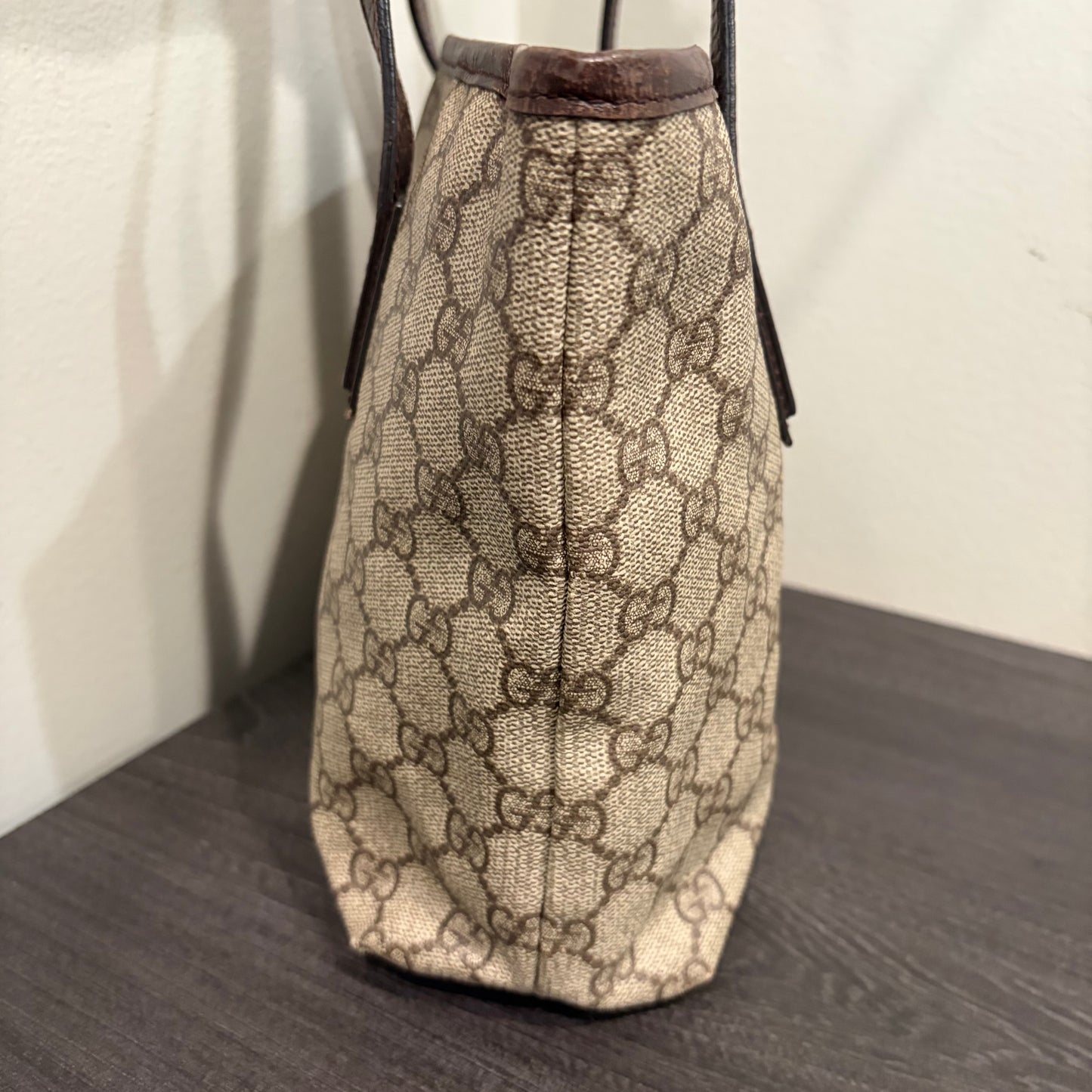 8915 GUCCI GG Tote