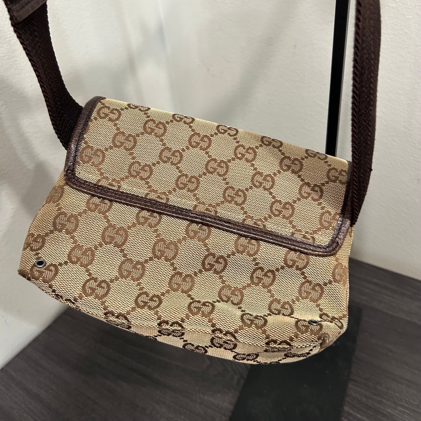 1021 GUCCI Waist Bum Bag